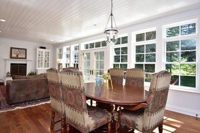 Elegant custom home with a detached guest house in Starweather - photo 11