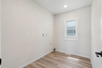 Cabin getaway or full-time home - the choice is yours! This - photo 15