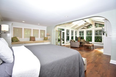 Elegant custom home with a detached guest house in Starweather - photo 20