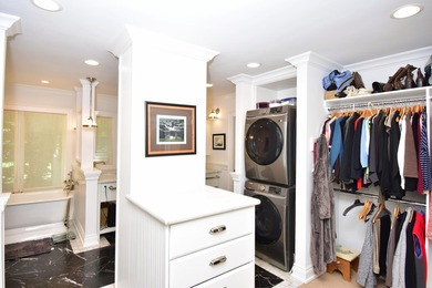 Elegant custom home with a detached guest house in Starweather - photo 26
