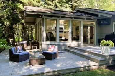 Elegant custom home with a detached guest house in Starweather - photo 29