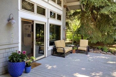 Elegant custom home with a detached guest house in Starweather - photo 40