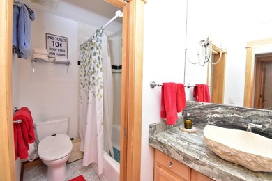 Elegant custom home with a detached guest house in Starweather - photo 47