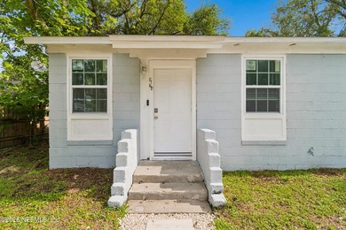 Renovated | Triple Lot | Zoned CO | Multi-Use Potential Situated - photo 3