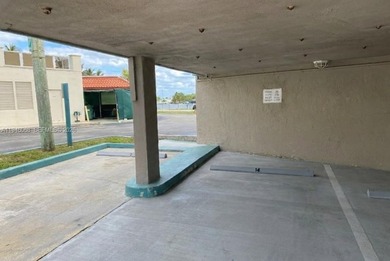 Direct Ocean View at Seahorse Oceanside on the Hollywood Beach