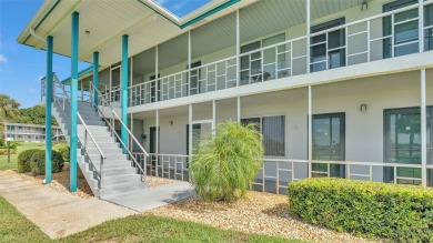 Lake Condo For Sale in Lakeland, Florida