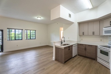 Fully remodeled apartment featuring top-of-the-line custom - photo 7