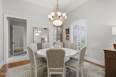 Beautifully maintained 5 bedroom,/4.5 bath home in a highly - photo 12