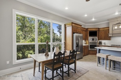 Beautifully maintained 5 bedroom,/4.5 bath home in a highly - photo 22