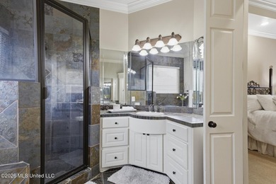 Beautifully maintained 5 bedroom,/4.5 bath home in a highly - photo 31