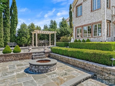 Exquisite French Country waterfront estate in the gated - photo 35