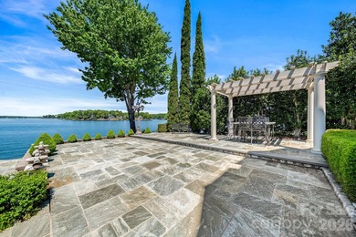 Exquisite French Country waterfront estate in the gated - photo 36