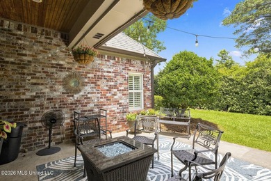 Beautifully maintained 5 bedroom,/4.5 bath home in a highly - photo 42