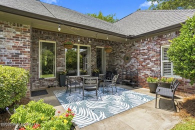 Beautifully maintained 5 bedroom,/4.5 bath home in a highly - photo 44