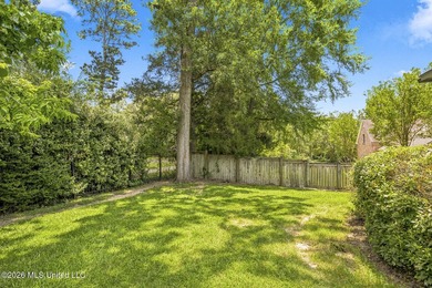 Beautifully maintained 5 bedroom,/4.5 bath home in a highly - photo 45