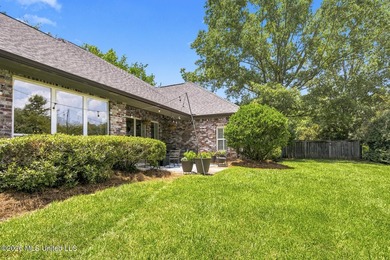 Beautifully maintained 5 bedroom,/4.5 bath home in a highly - photo 46