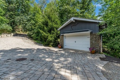 2.52 Acre Lakefront Estate! Renovated, Expanded Ranch with - photo 47