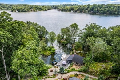 2.52 Acre Lakefront Estate! Renovated, Expanded Ranch with - photo 49