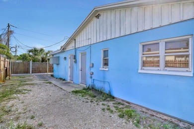 Welcome to this charming single-story residence located in - photo 3