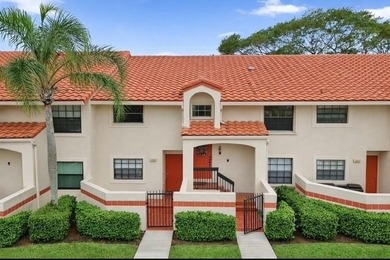 (private lake, pond, coastal) Condo For Sale in Deerfield Beach Florida