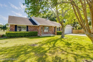 Beautifully updated home featuring an open floor plan, vaulted - photo 1