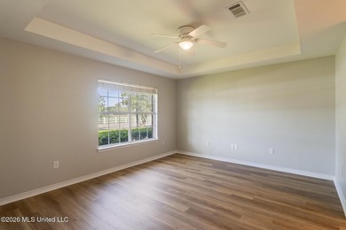 Beautifully updated home featuring an open floor plan, vaulted - photo 7