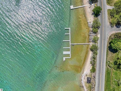 BOAT SLIP IS OPEN AND AVAILABLE! Surrounded by the crystal-clear - photo 3