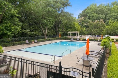 Priced to sell and move in ready right on time for the new - photo 16
