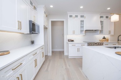 NOW OFFERING SERENE PRIVATE RETREAT- BRAND NEW QUALITY - photo 17