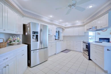 Stunning Lake House with Amenities - photo 8