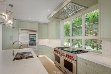 Brand new construction on Balboa Island crowned by a stunning - photo 5
