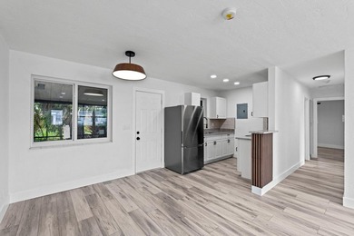 Welcome this Beautiful fully remodeled 3 bedroom 1 bathroom to - photo 10