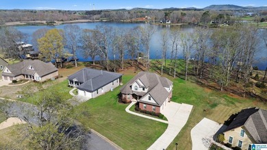 OPEN HOUSE 7/19!! Welcome to lake living on beautiful Lay Lake! - photo 4