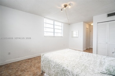 Spacious corner residence in the heart of North Beach! Located - photo 22