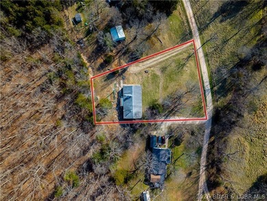 BRAND NEW ROOF!! Situated on 3/4 of an acre in a private setting - photo 36