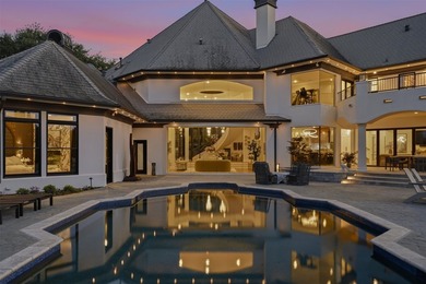 Refined, architectural elegance meets effortless luxury in this - photo 37