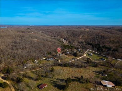 BRAND NEW ROOF!! Situated on 3/4 of an acre in a private setting - photo 38