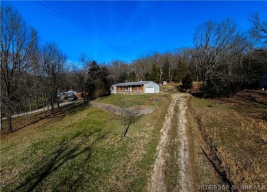 BRAND NEW ROOF!! Situated on 3/4 of an acre in a private setting - photo 42