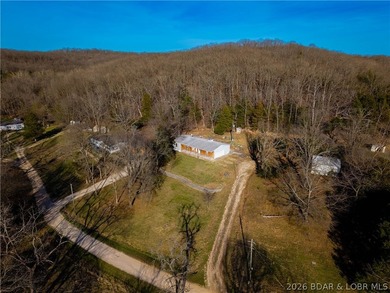 BRAND NEW ROOF!! Situated on 3/4 of an acre in a private setting - photo 43