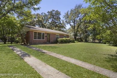 Only 3 blocks to the Beach!!Great Family Home in College Park - photo 3