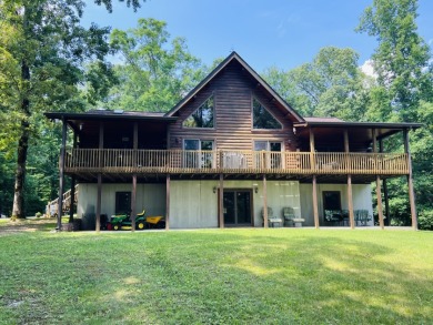 Cabin w/ Acreage in Norris Lake Community! - Lake Home For Sale in La Follette, Tennessee