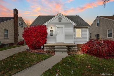 Detroit River Home Active Under Contract in Lincoln Park Michigan