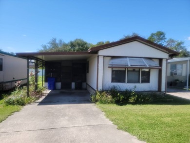 Lake Home For Sale in Lakeland, Florida