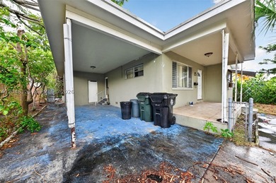 Value add play in the heart of Lake Worth Beach, blocks away - photo 3