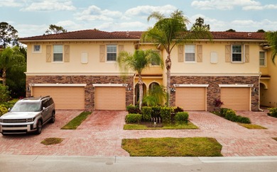 St. Lucie River Townhome/Townhouse For Sale in Stuart Florida