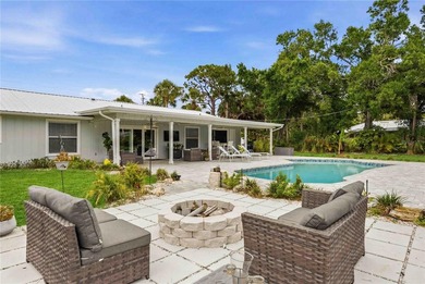 Welcome to the ultimate *Manasota Beach House Oasis,* situated - photo 50