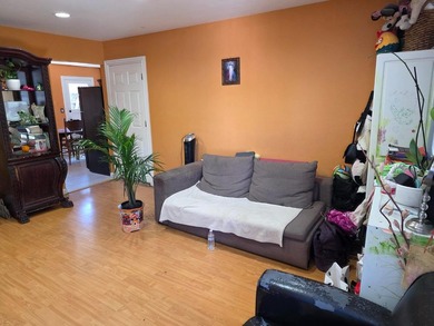 This 1,616 sq. ft. home in San Jose sits on a 6,732 sq. ft. lot - photo 10
