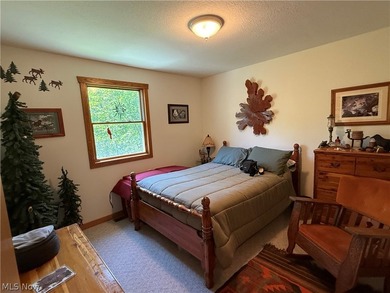 Being Sold TURNKEY! When you walk through the front door your - photo 12
