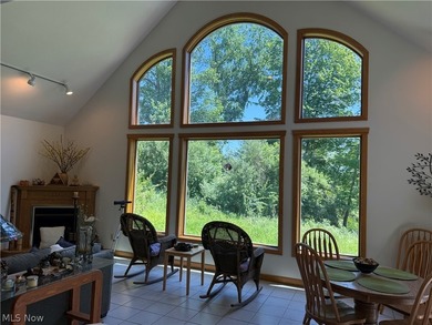 Being Sold TURNKEY! When you walk through the front door your - photo 13