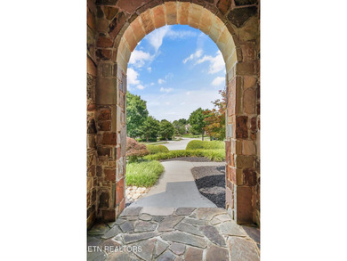 Welcome to Montgomery Cove, one of Knoxville's most sought after - photo 7